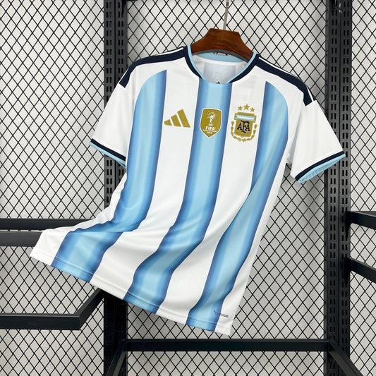 Camisa Seleção da Argentina 26/27 - Patch Campeã 2022 | Torcedor [LANÇAMENTO]
