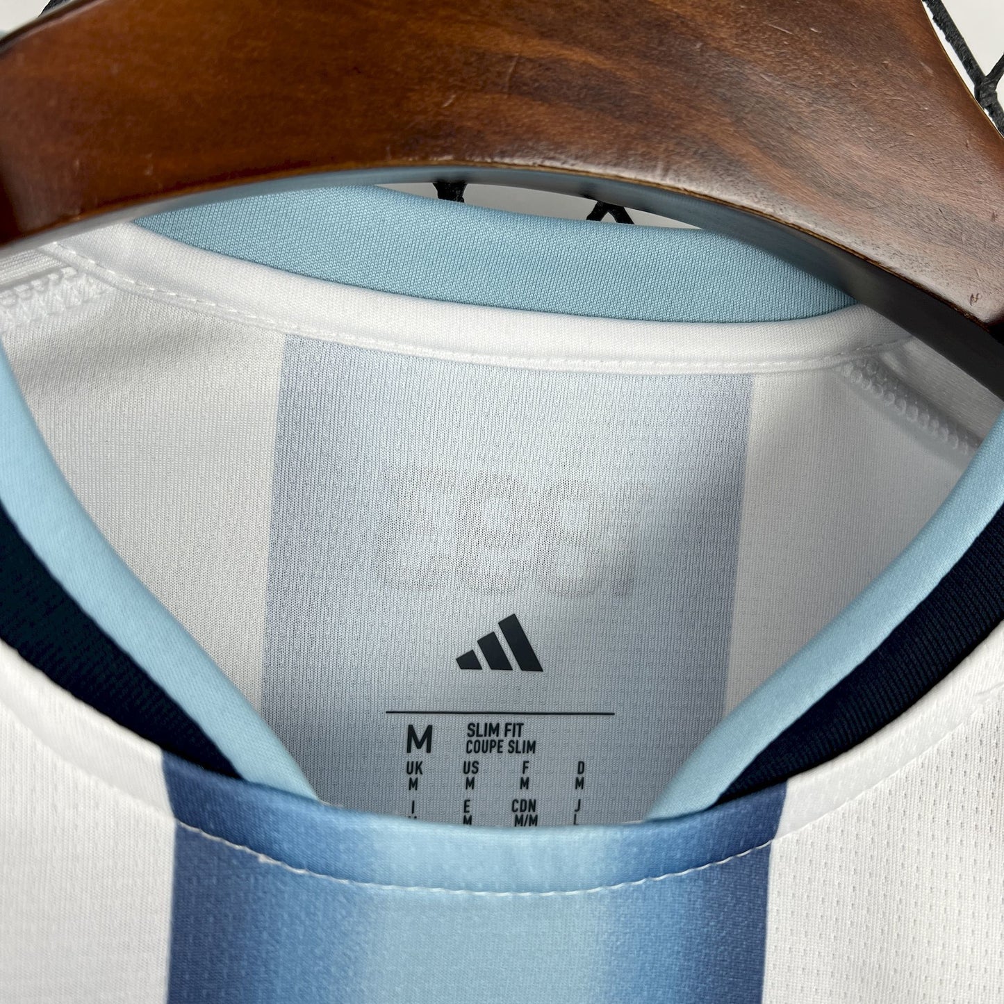 Camisa Seleção da Argentina 26/27 - Patch Campeã 2022 | Torcedor [LANÇAMENTO]